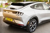 Ford Mustang Mach-E BASE 8