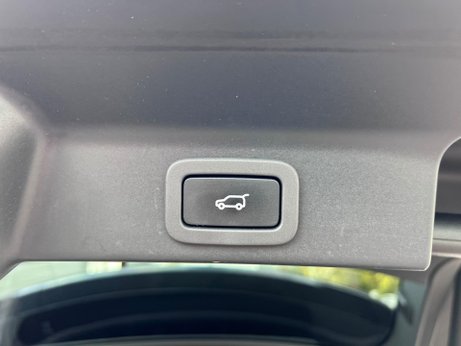 Jaguar F-Pace 2.0 D180 R-Sport Auto AWD Euro 6 (s/s) 5dr 42
