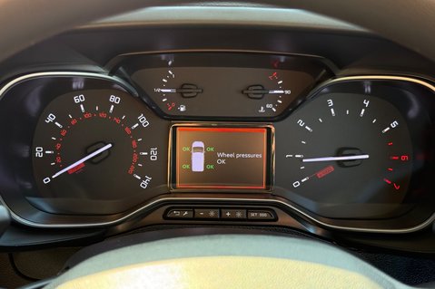 Toyota Proace City L1 DESIGN - NO VAT - AUTO - 1.5 DIESEL - REVERSE CAM - CARPLAY 25