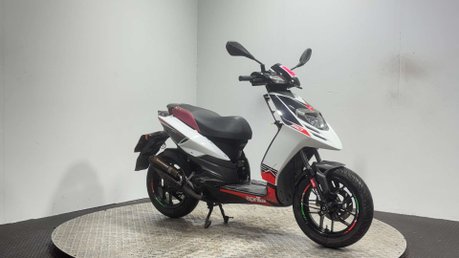 Aprilia SR 2015 15K RUNNING PROJECT SCOOTER 2 STROKE 2T LONG MOT 50CC 2