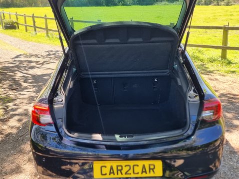 Vauxhall Insignia SRI VX-LINE NAV 32
