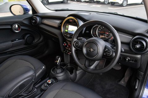 Mini Hatch COOPER CLASSIC 4