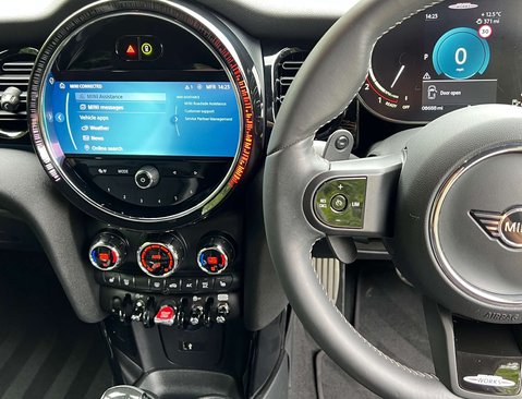 Mini Hatch 2.0 John Cooper Works Auto 3dr 25