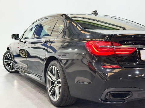 BMW 7 Series 3.0 740Ld M Sport Saloon 4dr Diesel Auto xDrive Euro 6 (s/s) (320 ps) 30
