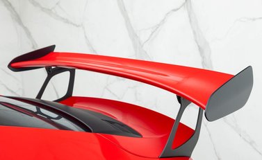 Porsche 911 GT3 RS (991.2) 32