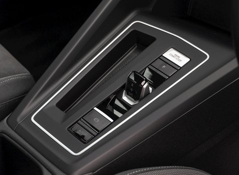 Volkswagen Golf 8 2.0 TDI Style 20