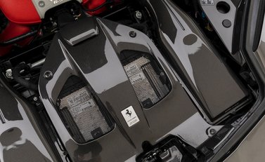 Ferrari 812 Superfast 33