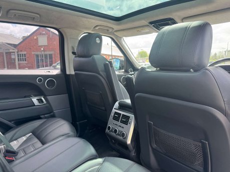 Land Rover Range Rover Sport 4.4 Range Rover Sport Autobiography Dynamic SDV8 Auto 4WD 5dr