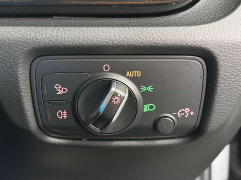 Audi RS3 2.5 TFSI Sportback 5dr Petrol S Tronic quattro Euro 6 (s/s) (Nav) (367 ps) 46