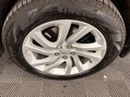 Land Rover Discovery 2.0 SD4 HSE Auto 4WD Euro 6 (s/s) 5dr 50