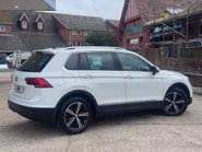 Volkswagen Tiguan SE NAV TSI 2