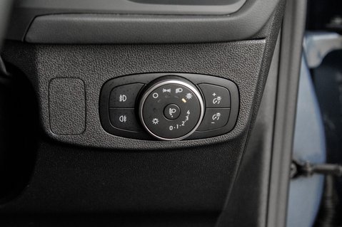 Ford Focus TITANIUM X 15