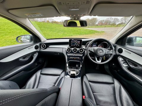 Mercedes-Benz C Class C200 D SPORT 17