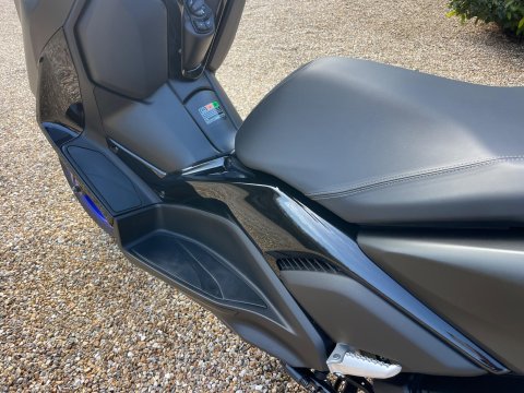 Yamaha Xmax 300 300 CVT V-belt Euro 5 14