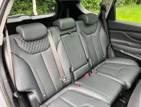 Hyundai SANTA FE 2.2 Santa Fe Premium SE CRDi Auto 4WD 5dr 41
