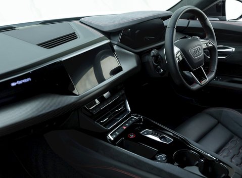 Audi RS E-Tron GT Carbon Vorsprung 15