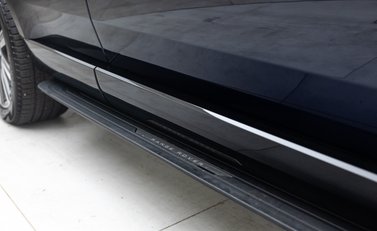 Land Rover Range Rover P550e AUTOBIOGRAPHY 46