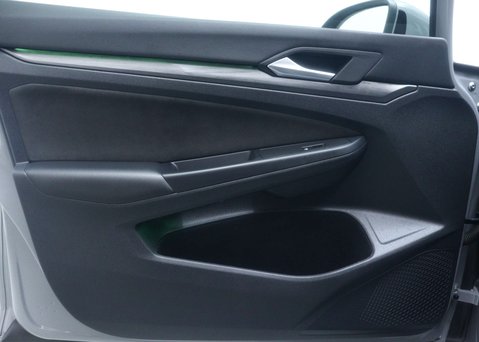 Volkswagen Golf 1.4 TSI 13kWh Style Hatchback 5dr Petrol Plug-in Hybrid DSG Euro 6 (s/s) (2 53