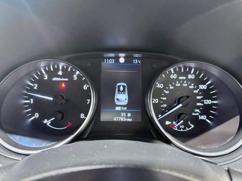 Nissan Qashqai 1.3 DIG-T N-Connecta Euro 6 (s/s) 5dr 11