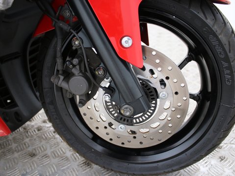 Yamaha Nmax 125 GPD125-A ABS 23