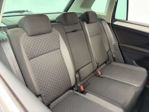 Volkswagen Tiguan 2.0 Tiguan SE Nav TDI BlueMotion Technology 5dr 20