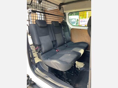 Ford Transit Connect 1.5 TDCi 230 Combi Van 6dr Diesel Manual L2 H1 (128 g/km, 99 bhp) 3