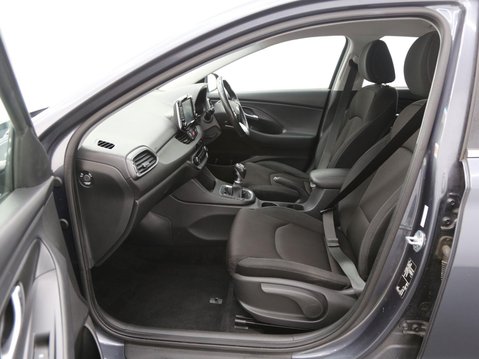 Hyundai i30 1.0 T-GDi Blue Drive SE Euro 6 (s/s) 5dr 22