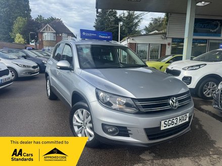 Volkswagen Tiguan 2.0 TDI BlueMotion Tech Match 4WD Euro 5 (s/s) 5dr