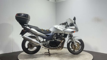 Kawasaki ZR Z750 2002 35K RUNNING PROJECT BIKE 750CC TOUER COMMUTER