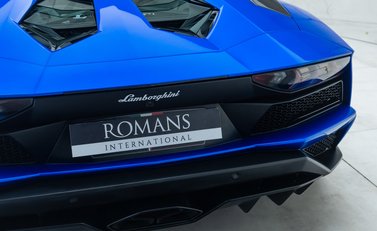 Lamborghini Aventador S LP 740-4 ROADSTER 29