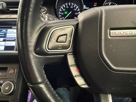 Land Rover Range Rover Evoque 2.2 SD4 Pure Tech Auto 4WD Euro 5 (s/s) 5dr 25