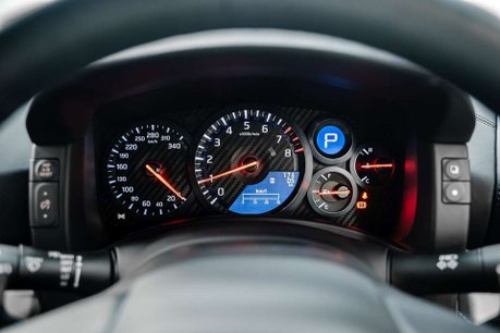 Nissan GT-R Premium Edition 3.8 2dr Coupe Semi Auto Petrol 39