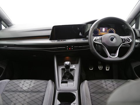 Volkswagen Golf 1.5 TSI R-Line Euro 6 (s/s) 5dr 9