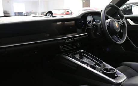 Porsche 911 Turbo S - Lightweight Package, SportDesign Package - Rare Specification 4