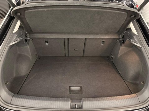 Volkswagen T-Roc 1.5 TSI EVO Active DSG Euro 6 (s/s) 5dr 38