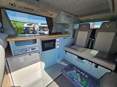 Toyota Alphard Camper 2