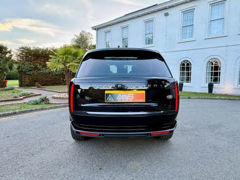 Land Rover Range Rover 3.0 P440e 38.2kWh SE Auto 4WD Euro 6 (s/s) 5dr 32