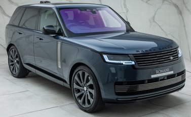 Land Rover Range Rover P530 SV 11