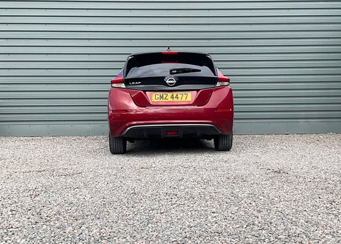 Nissan LEAF N-CONNECTA 10