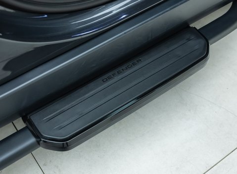 Land Rover Defender 110 V8 Carpathian Edition 24