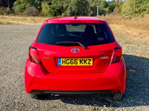 Toyota Yaris VVT-I ICON 57