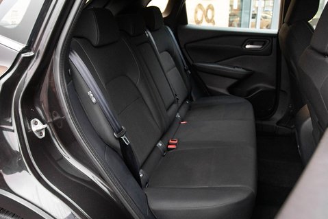 Nissan Qashqai DIG-T ACENTA PREMIUM MHEV 34