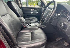 Land Rover Discovery SDV6 SE AUTO 7 SEATER 18