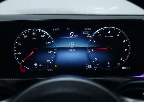 Mercedes-Benz CLA Class 1.3 CLA 180 AMG Line Premium+ Night Edition A 5dr 17