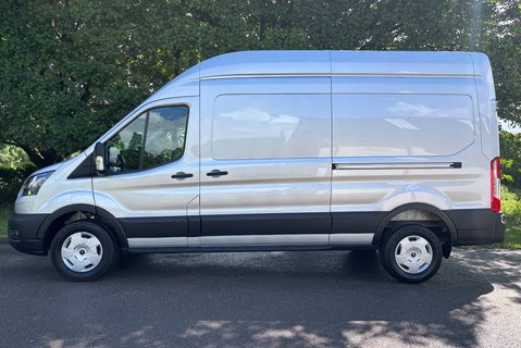 Ford Transit 350 Rwd Trend 130 ps L3H3 Panel Van - Air Con / Rear Camera 5