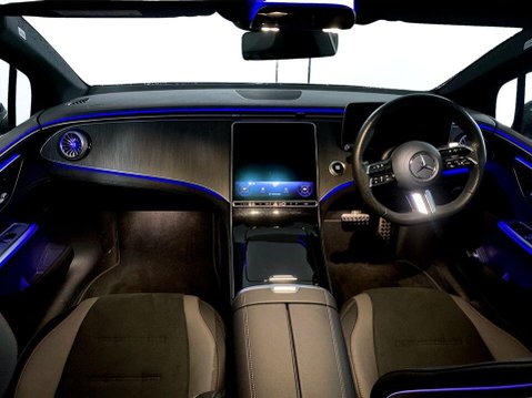Mercedes-Benz EQE EQE 300 89kWh AMG Line (Premium) Saloon 4dr Electric Auto (245 ps) 1 Owner 19