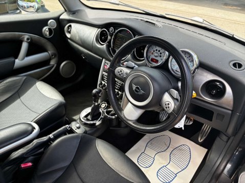 Mini Hatch S Automatic 1.6 3dr 6