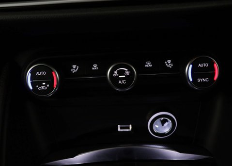 Alfa Romeo Stelvio 2.0 Stelvio Sprint TB AWD Auto 4WD 5dr 28