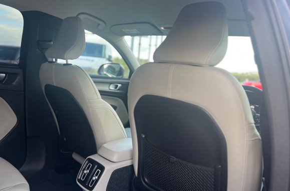 Volvo XC40 2.0 T4 INSCRIPTION PRO AUTO PETROL 28
