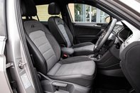 Volkswagen Tiguan R-LINE TECH TDI 4MOTION DSG 34